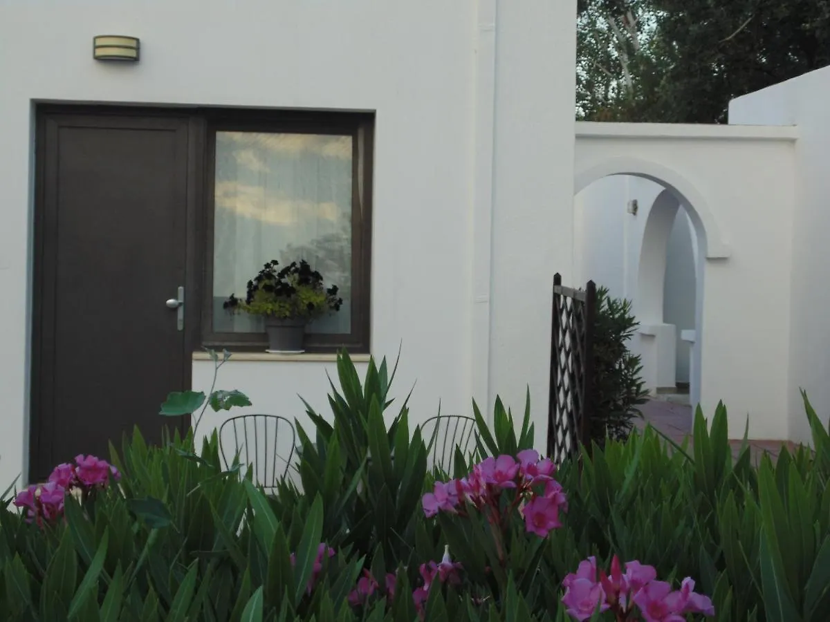 Ouzouni Resort Boutique Bungalows Nea Moudania